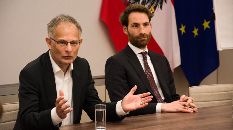 Im Fokus: Finanzminister Markus Marterbauer (SPÖ) im Gespräch mit der WIPOL Steiermark.